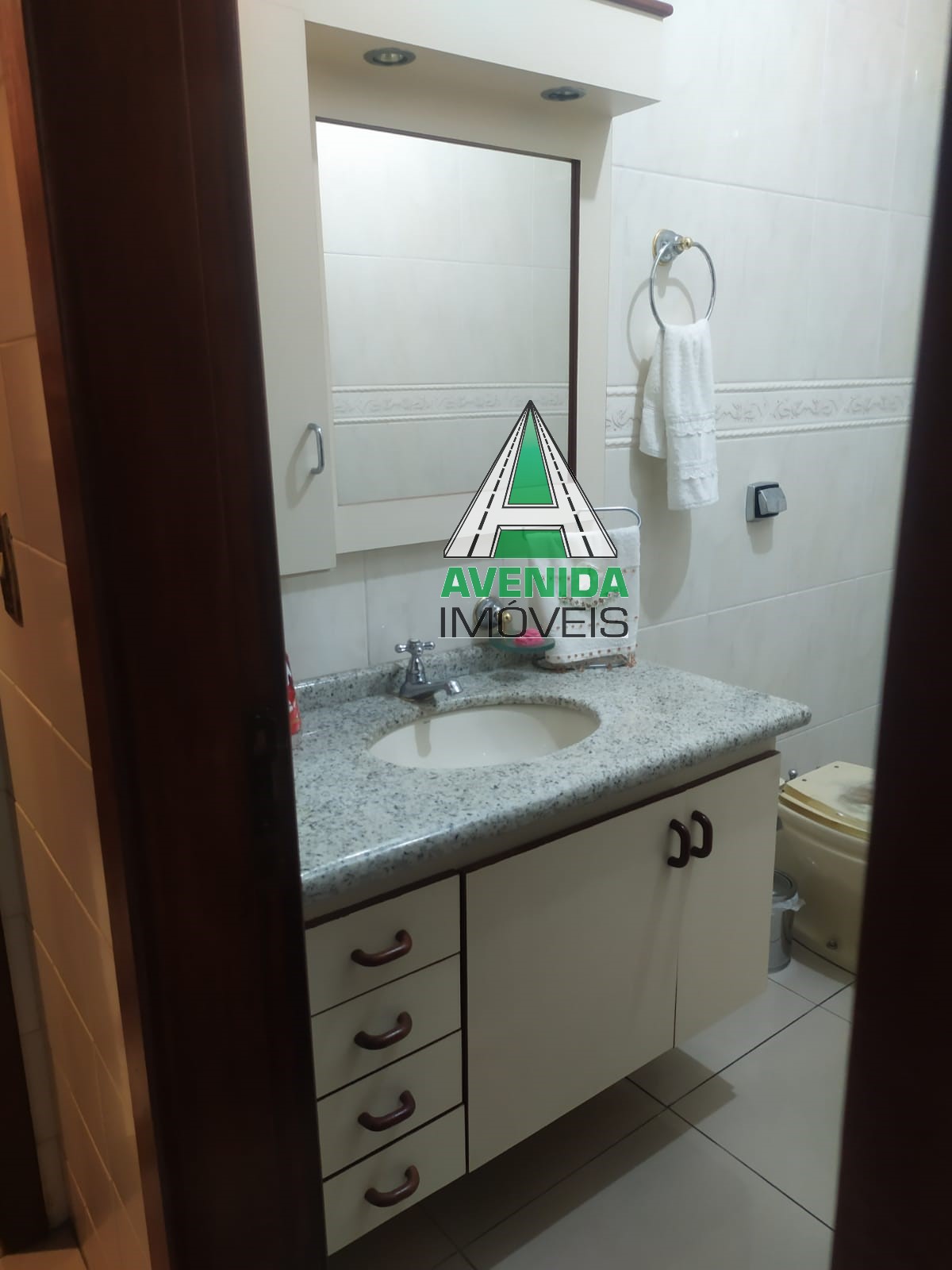 Sobrado 195 m², com 3 dormitórios, no Bairro Santa Terezinha, São Bernardo do Campo