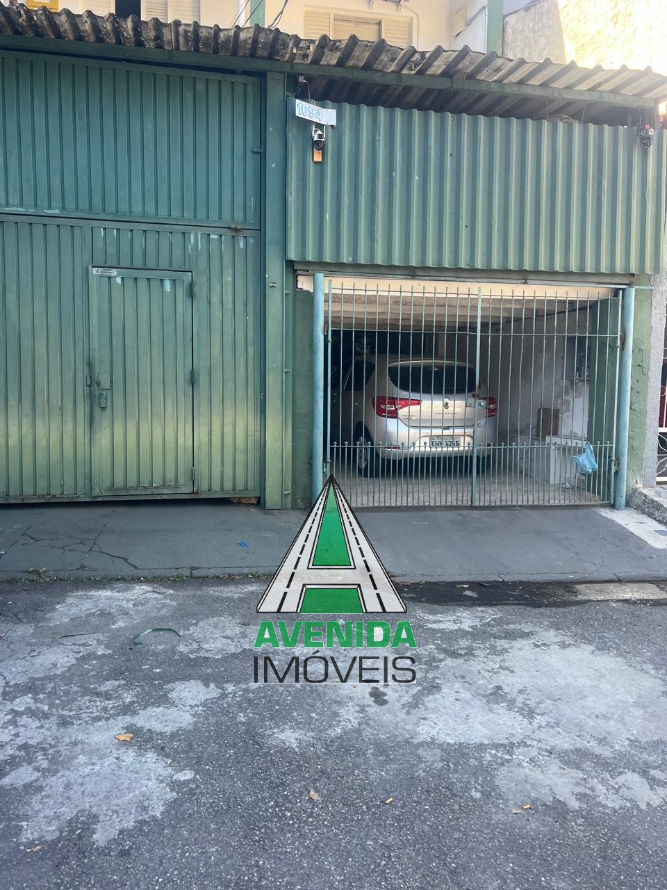 Casa  c/ 301 m² no Bairro Planalto em São Bernardo do Campo