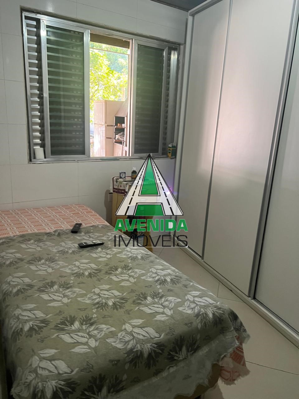 Casa  c/ 301 m² no Bairro Planalto em São Bernardo do Campo