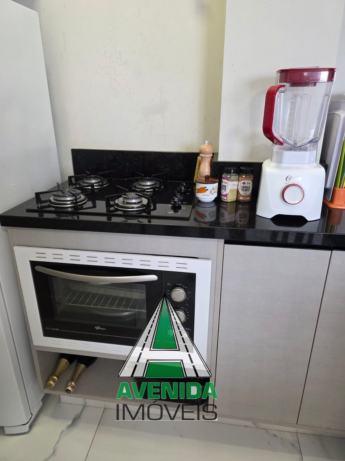 Apartamento 66 m² com 2 dormitórios, no Bairro Embaré/ Boqueirão, Santos - SP