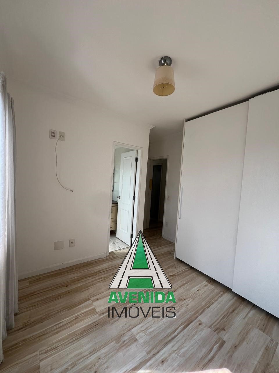 Apartamento em Interlagos com Vaga e fácil acesso ao trem